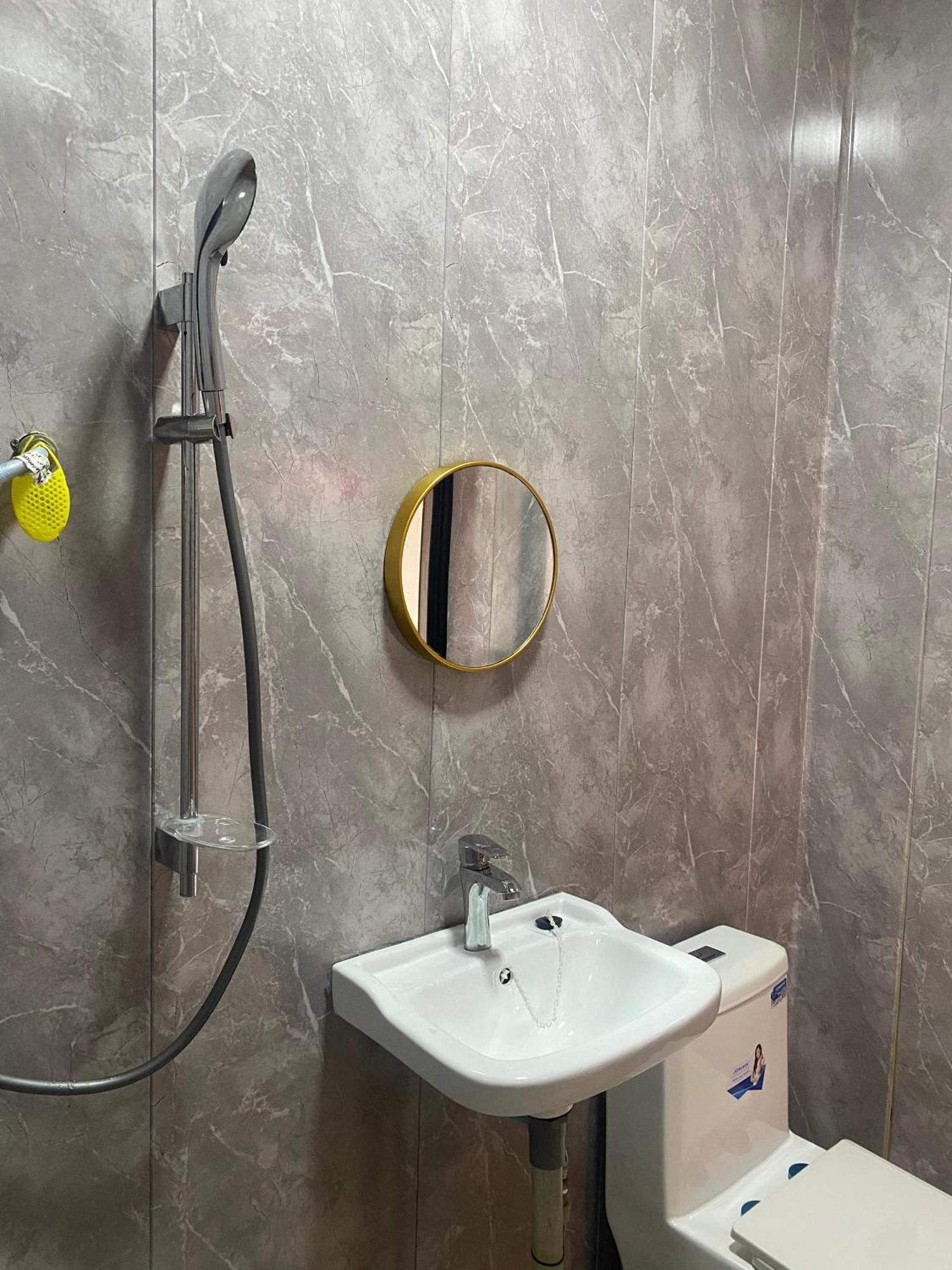 Gayang Friendly Water House Homestay Кота Кинабалу Екстериор снимка