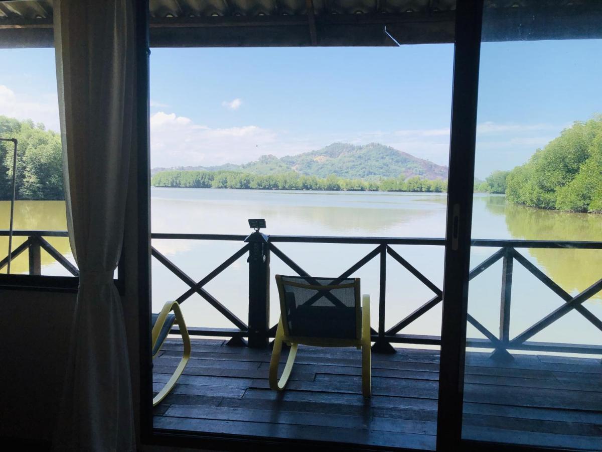Gayang Friendly Water House Homestay Кота Кинабалу Екстериор снимка