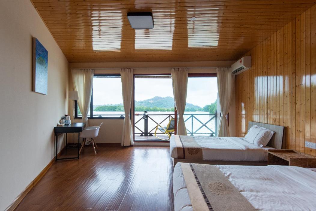 Gayang Friendly Water House Homestay Кота Кинабалу Екстериор снимка